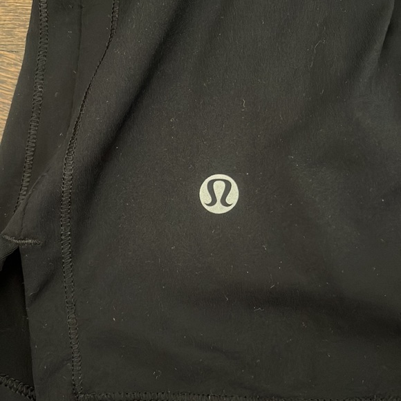 Lululemon workout top. Built in bra. - Picture 3 of 3